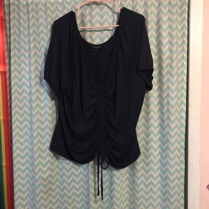 Lane Bryant plus size black short sleeve V-neck front ruched T-shirt top